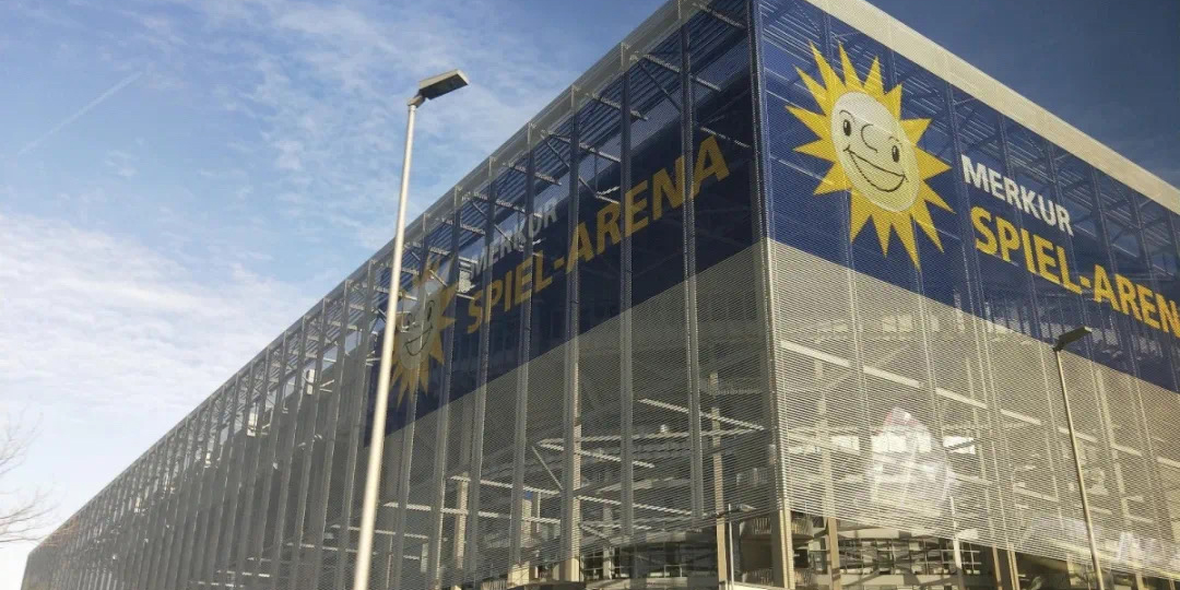 Costo promedio de decoración de la tienda