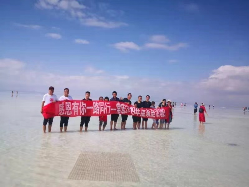 Clothing metal display rack