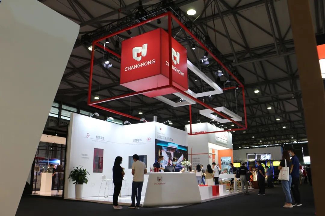 performance shoe shelf