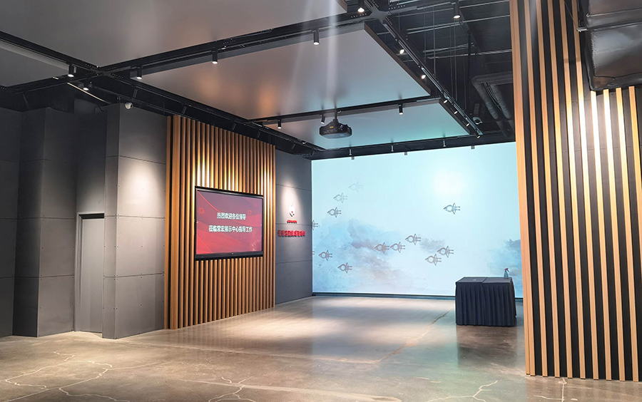 Vitrinas de Madera y Vidrio | Elegancia y Durabilidad para Tu Hogar