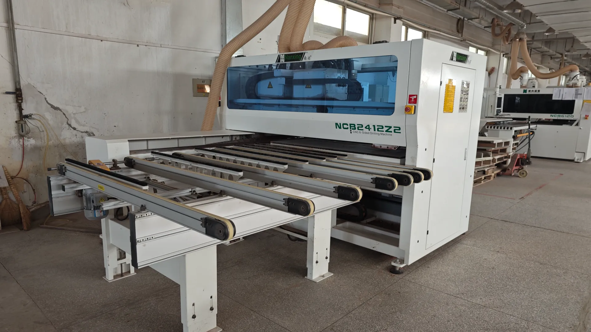 pharmacy store display solutions for optimal product visibility and organization