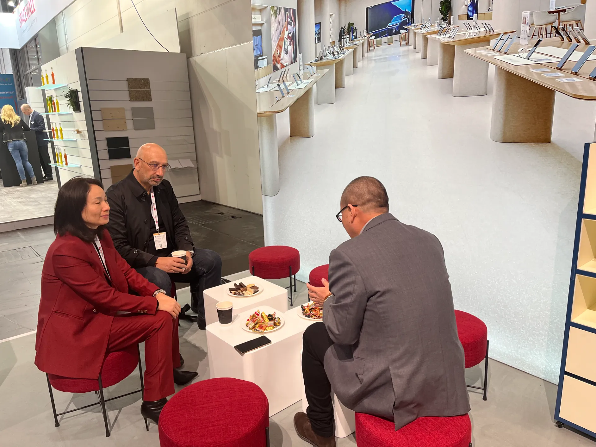 6391126570f76e648a5f6a193ae163d