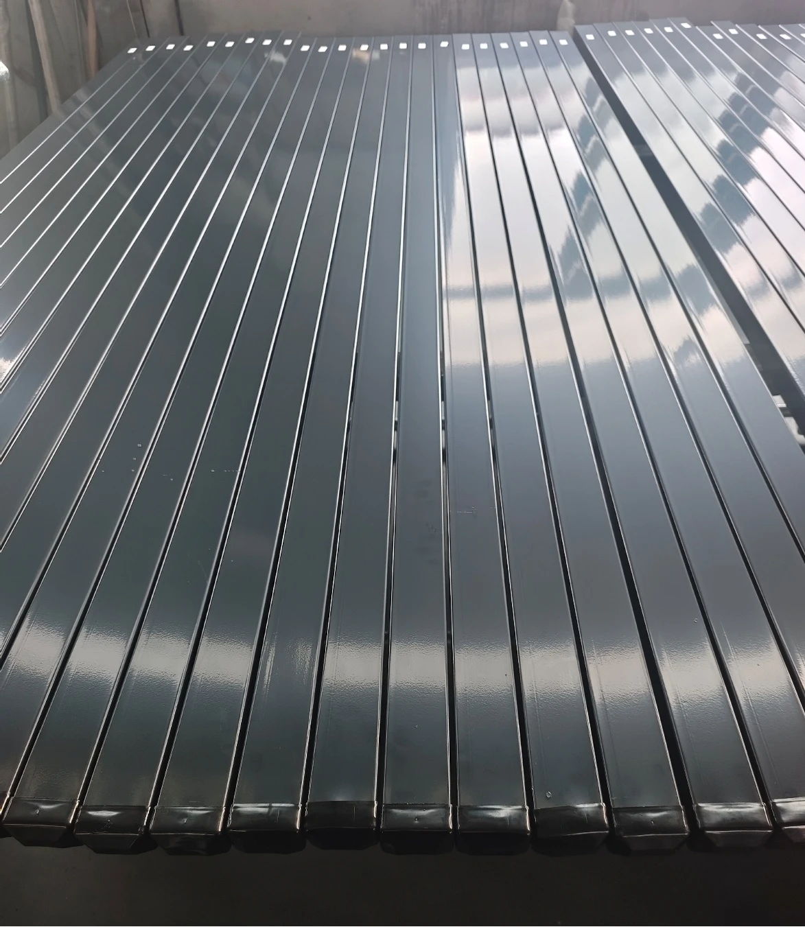 Square Metal Posts: Strength and Style for Your Outdoor Space