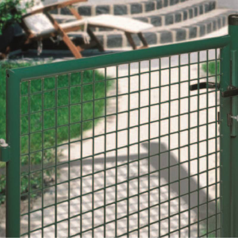 Garden Gates: Blending Functionality and Aesthetic Appeal