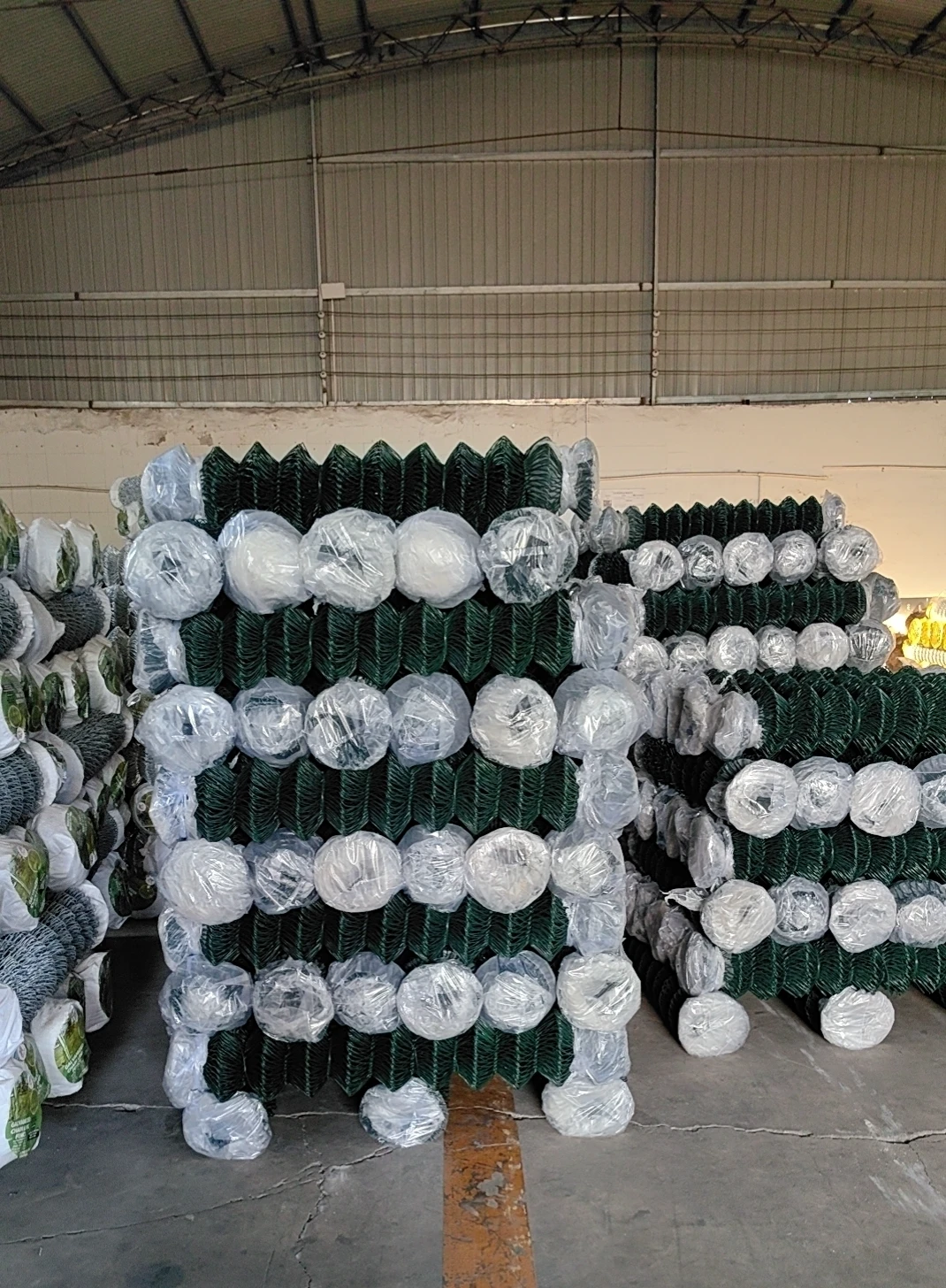 Discover the Benefits of Rolled Fencing