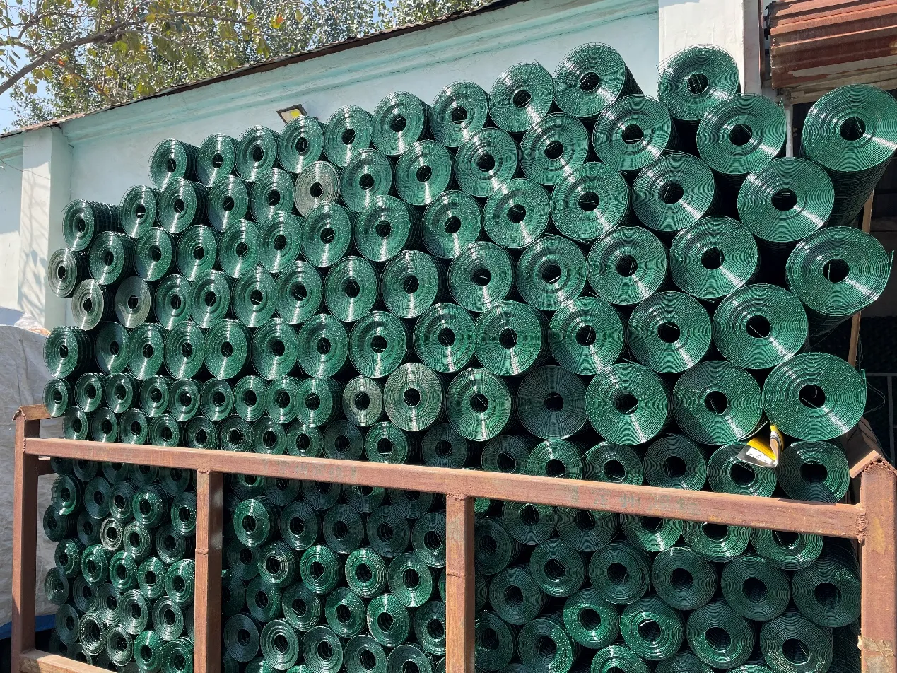 Quality and Durability Fence Rolls for Sale