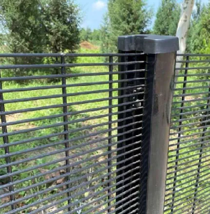 Choosing the Right Security Fencing