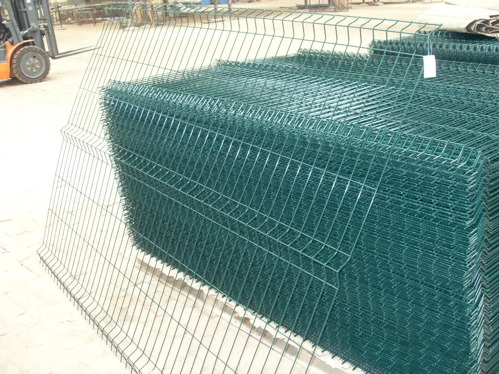 Choosing the Best Wire Mesh for Durable Tomato Cages