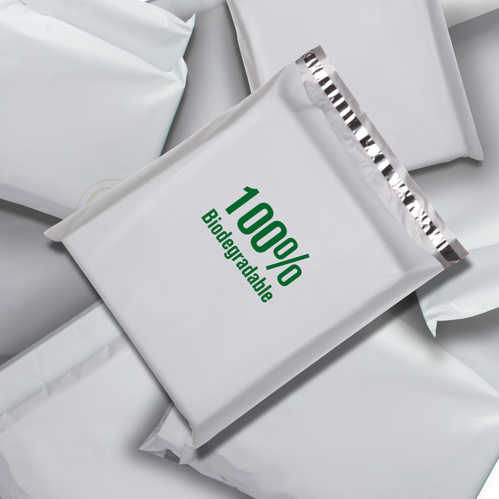 Festive Holiday Poly Mailers Perfect for Your Christmas Shipping and Gift-Giving Needs