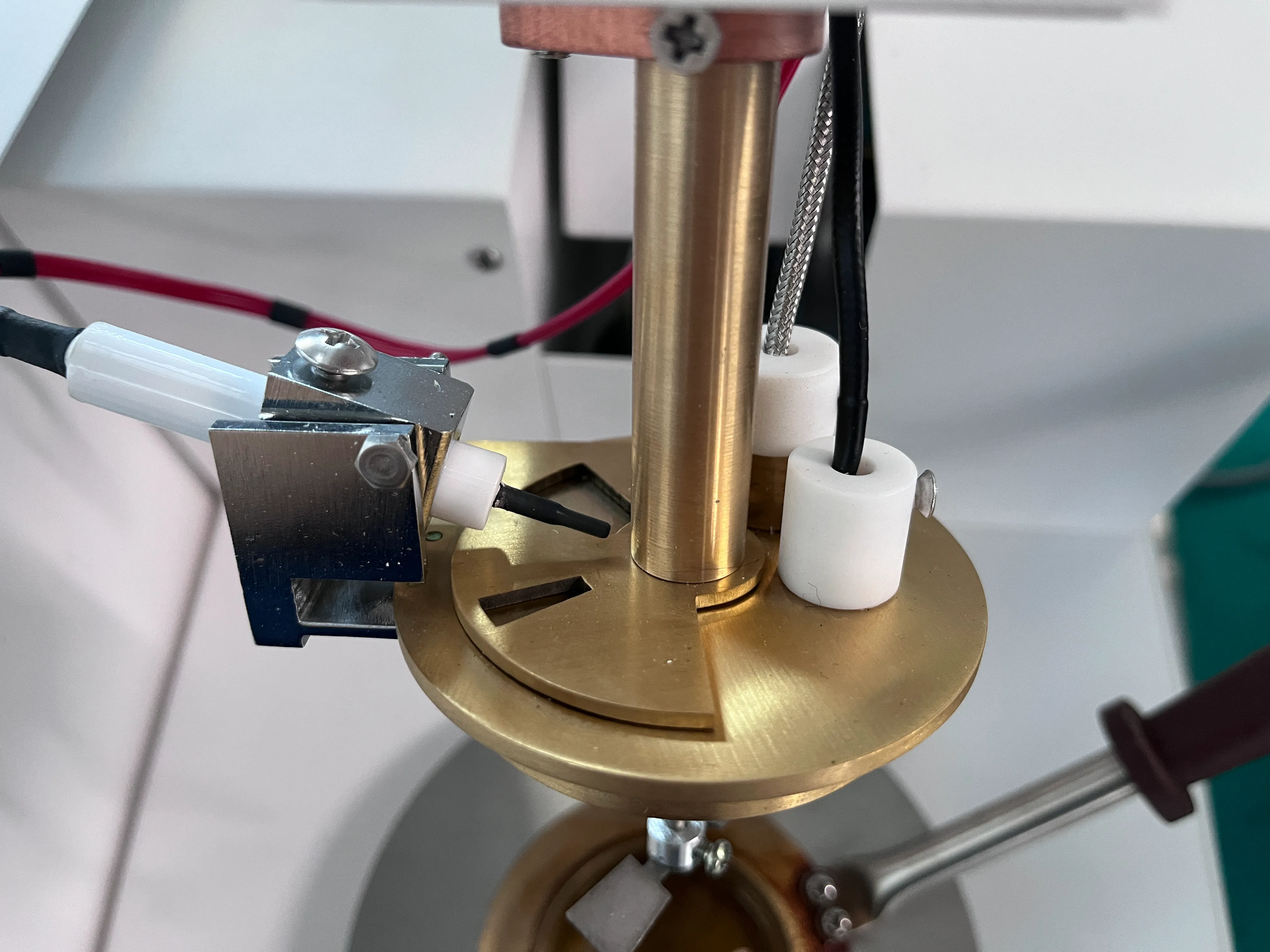 Understanding the Functionality of No-Load Tap Changing Transformers and Their Applications