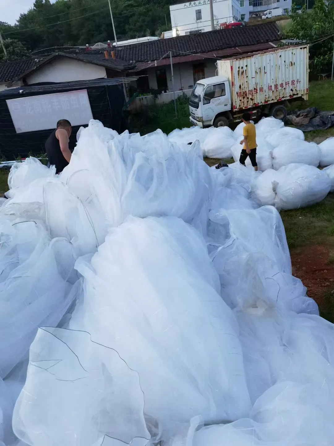 window mesh solutions made from durable plastic materials for enhanced protection and ventilation