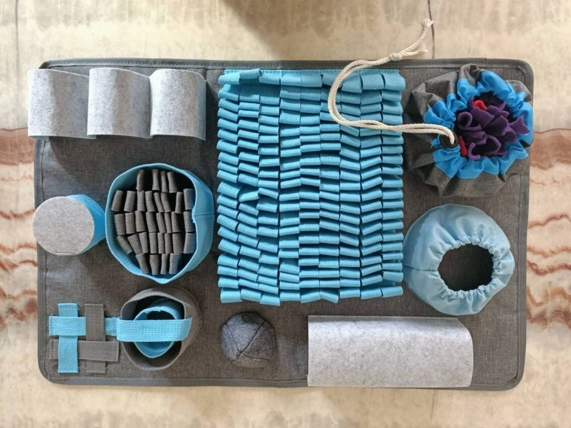 small snuffle mat for dogs