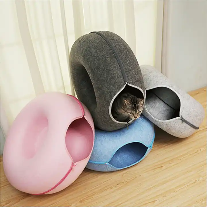 Elegant Oak Slatted Wall Design for Contemporary Spaces and Stylish Interiors