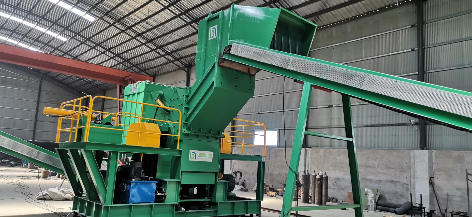 Сістэма для падзелу медзі з гранулятарам для эфектыўнага перапрацоўкі адукацыі