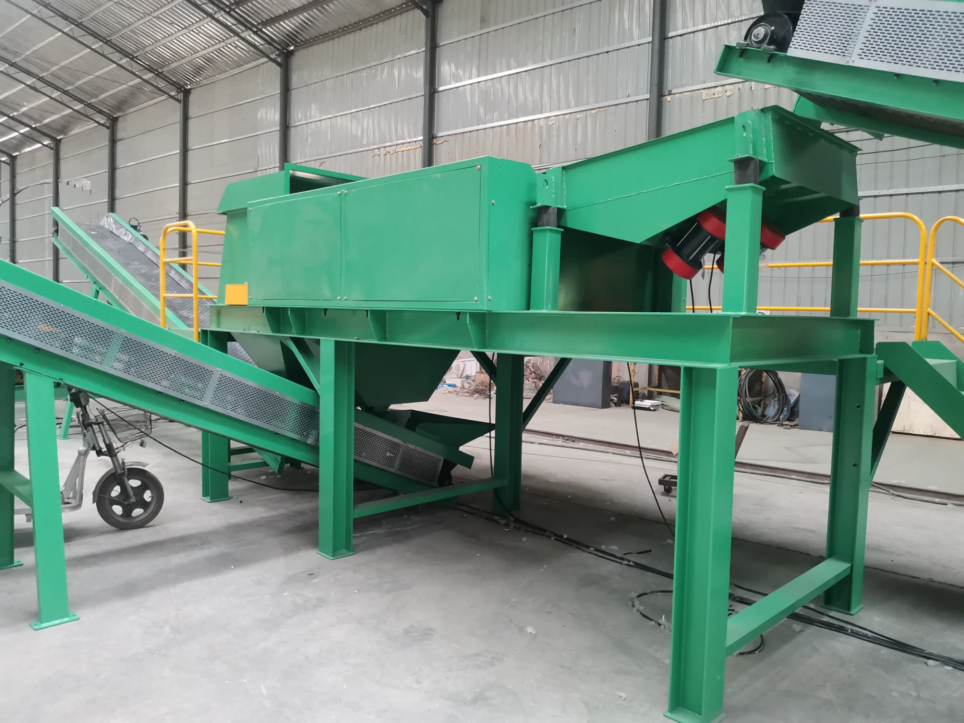 Effective Methods for Responsible E-Waste Disposal and Recycling Techniques