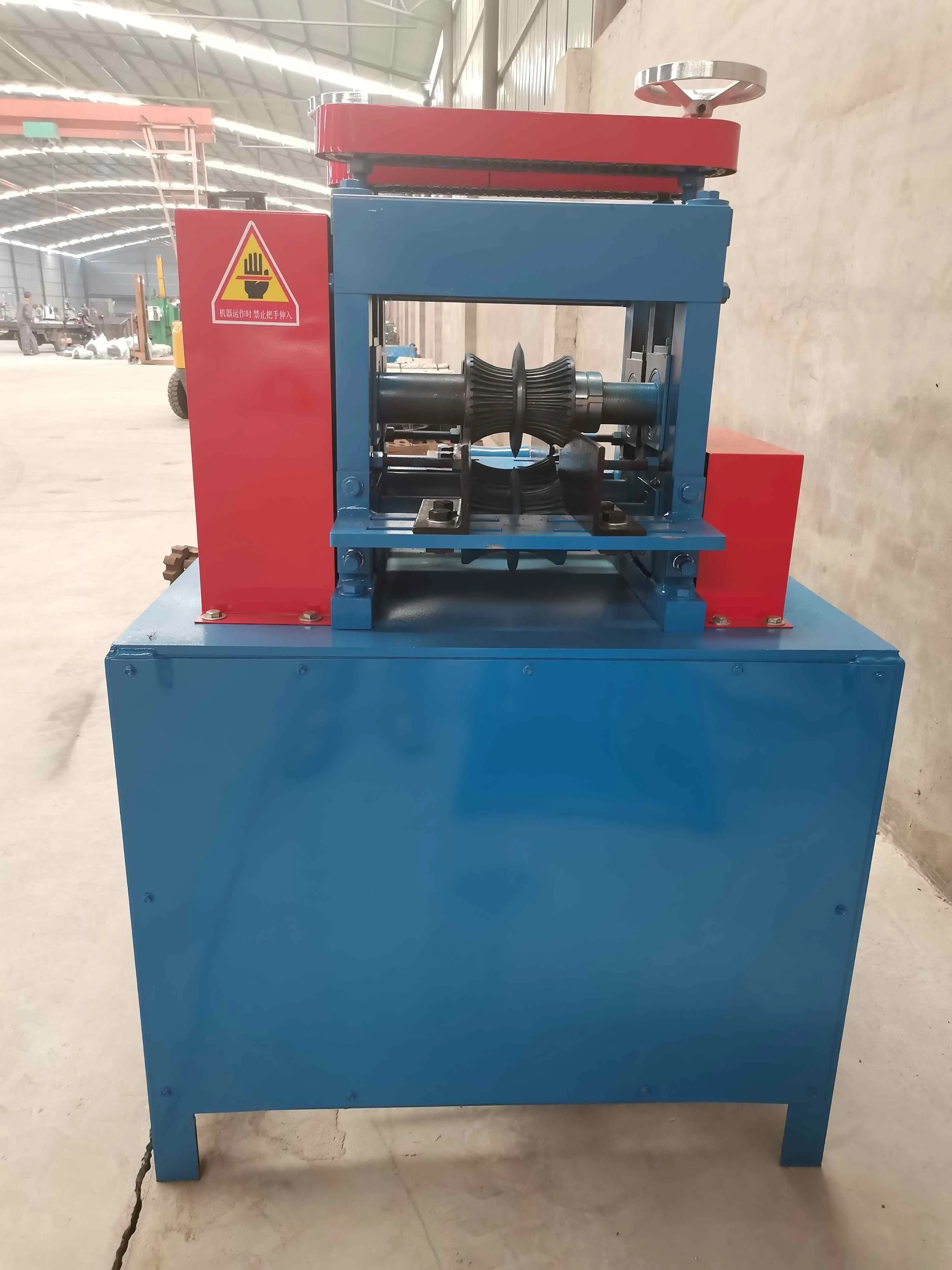 Compact Industrial Shredder for Sale Ideal for Small Businesses and Lightweight Material Processing