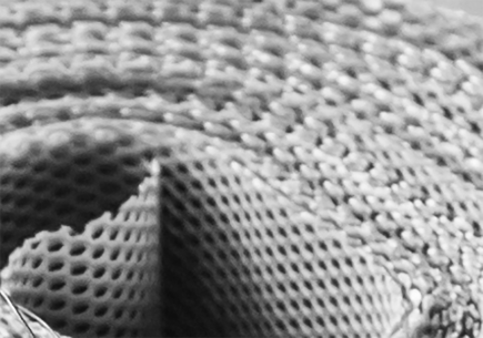 Rectangular woven vibrating screen mesh.