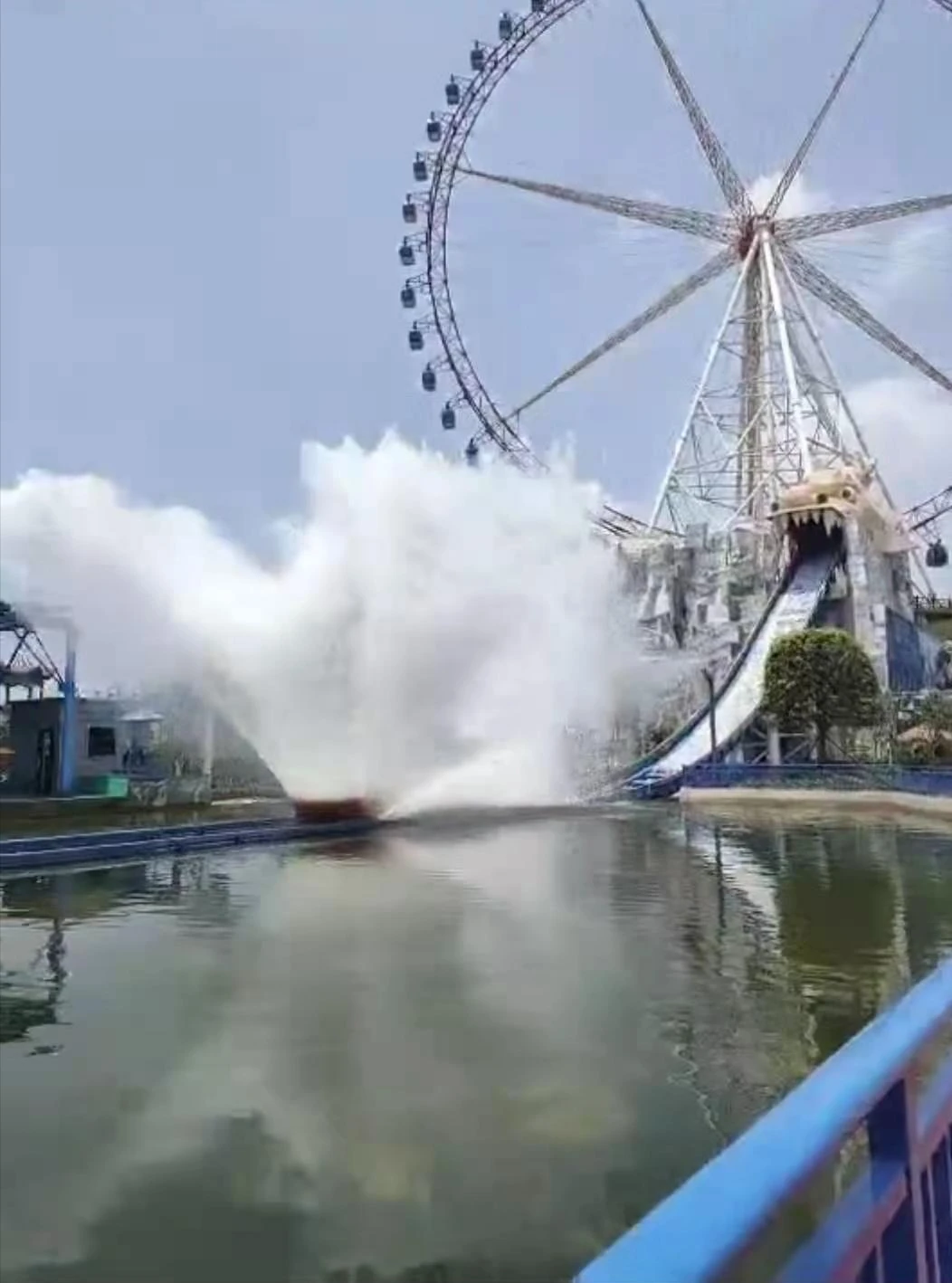 The Allure of Carousels: From Kiddie Rides to Grand Displays