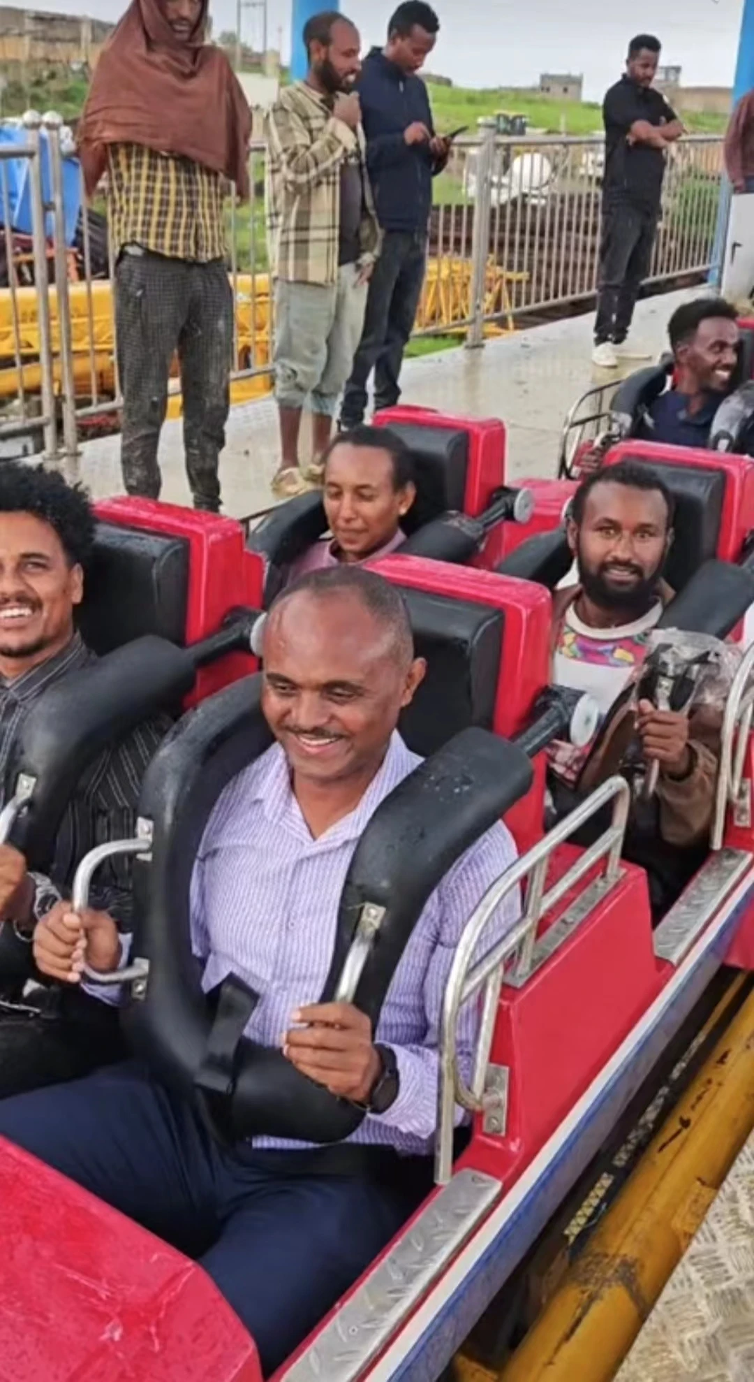 Innovative Cable Lift System for Enhanced Roller Coaster Thrills and Safety