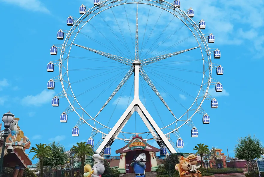 Circular Thrill Ride for Ultimate Roller Coaster Adventure Experience Circular Thrill Ride for Ultimate Roller Coaster Adventure Experience