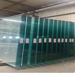 Glass Sheet Transparent Use in Shower Enclosures