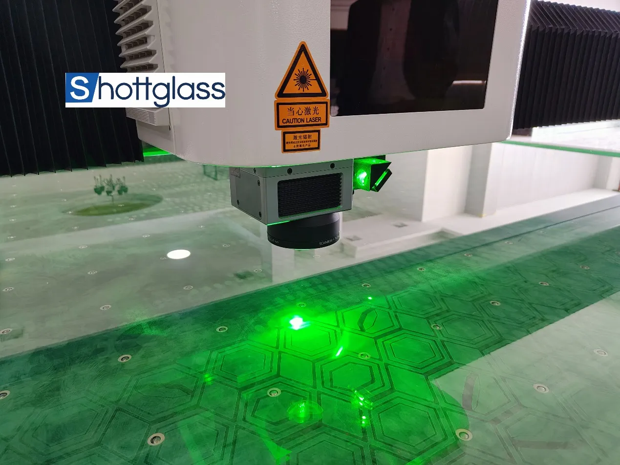 extra klares Floatglas