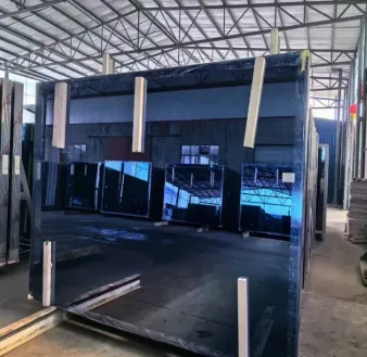 Reflective Glass Facades: Modern Aesthetics and Energy Efficiency