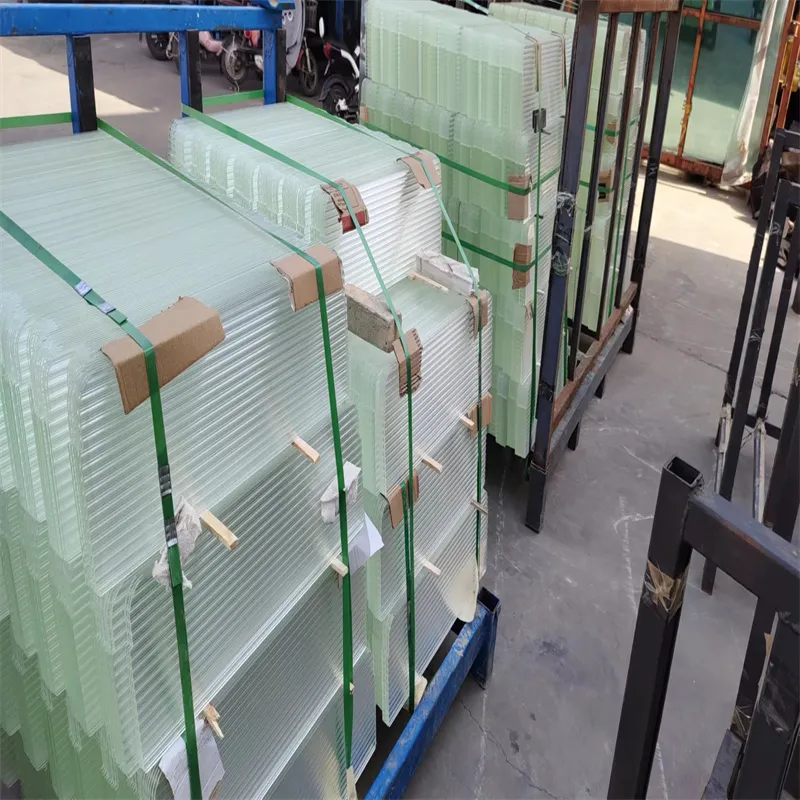 flat transparent sheet glass