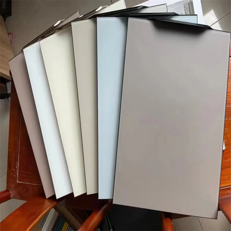 Oversized Wall Mirror for Elegant Home Decor and Spacious Feel