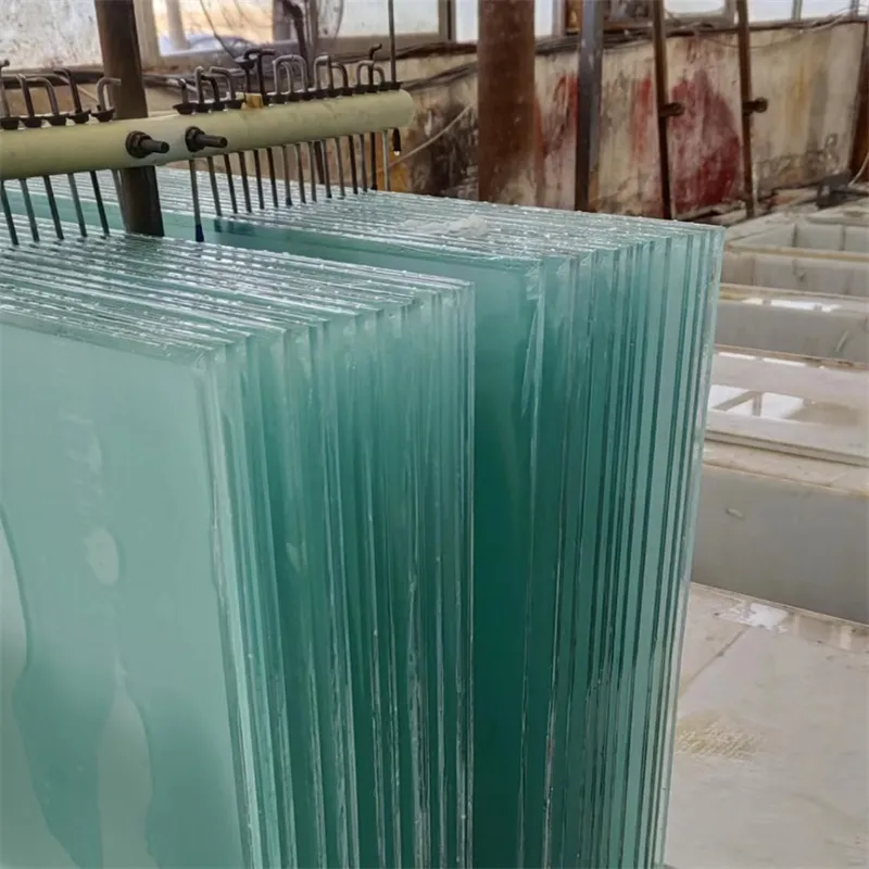 Innovative Low Iron Glass Mirrors for Enhanced Clarity and Design Aesthetics