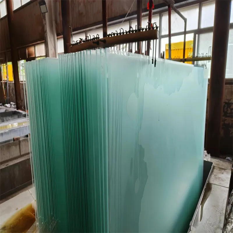 High-Quality Frosted Glass Manufacturer | Custom Glass Solutions