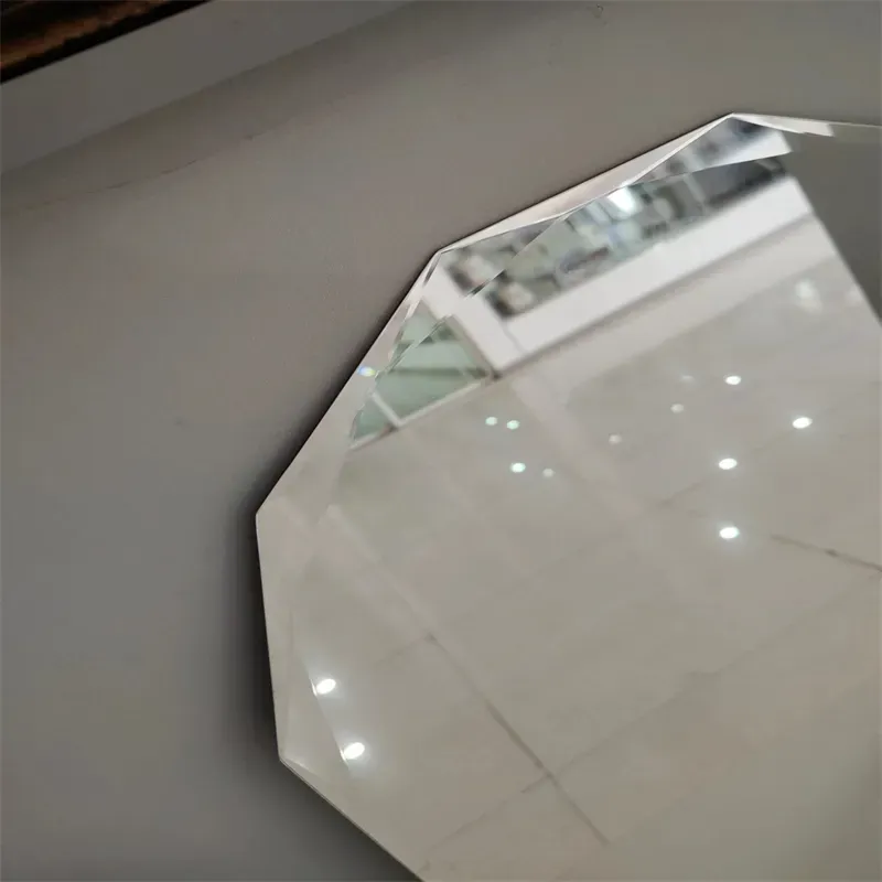 The Evolution and Versatility of Custom Mirror Designs
