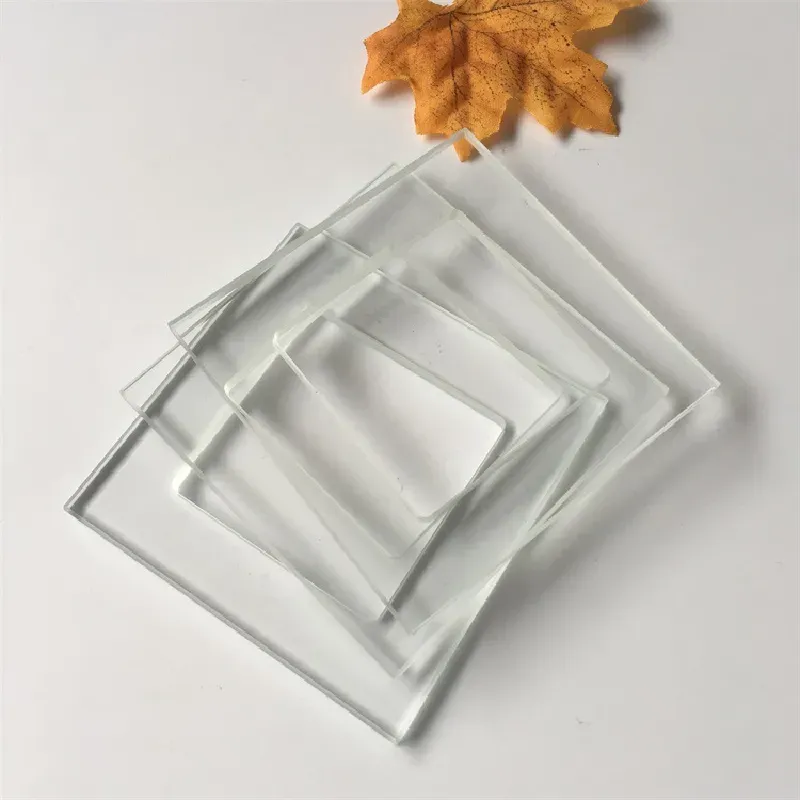 The Advantages and Applications of Low Iron Solar Glass