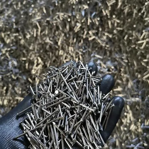 Securing Wooden Crates and Pallets with Common Nails