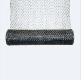 Application of PVC coated hexagonal wire mesh in strawberry farms