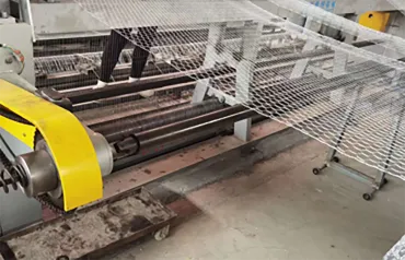 Creative Uses of Metal Chicken Wire for Unique Gardening and DIY Projects in Your Home