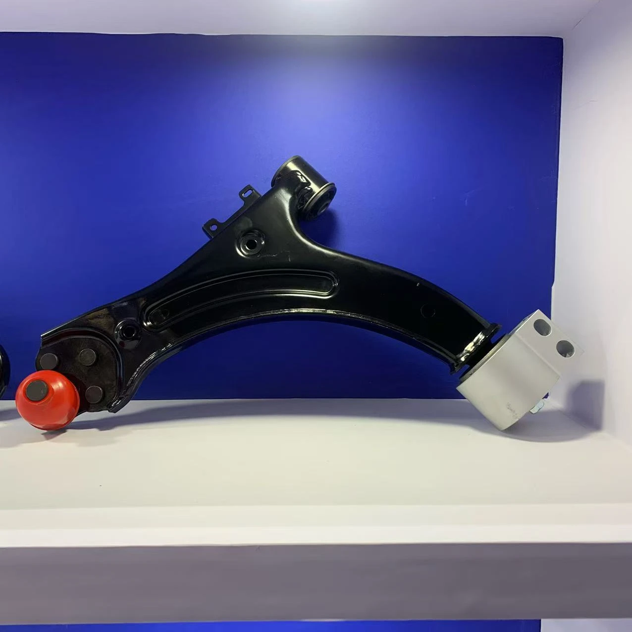 Auto parts swing arm role?