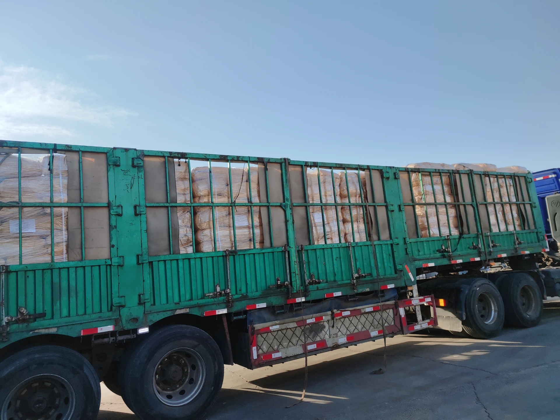 Washing Resistance of 6-Amino-1,3-dimethyl-5-nitrosouracil in UV-Resistant Fabrics