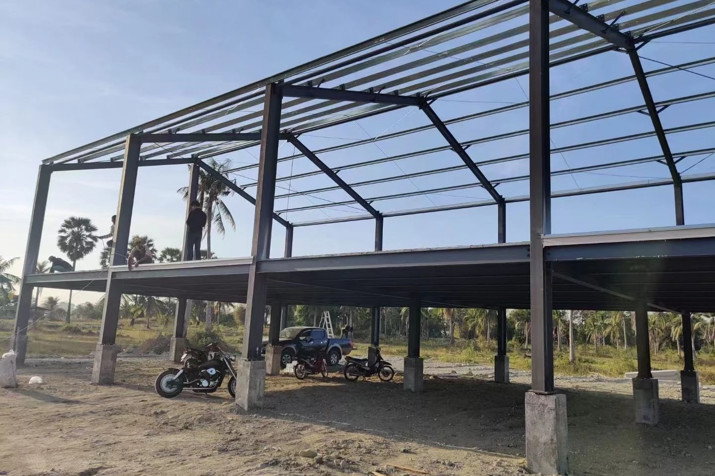Analyzing Costs and Solutions in Industrial Steel Construction