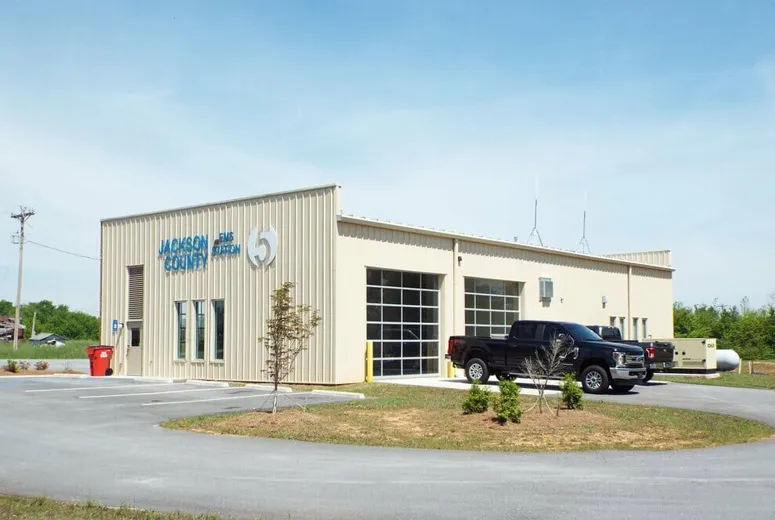 Metal Horse Barns - Durable & Affordable Solutions for Equine Housing