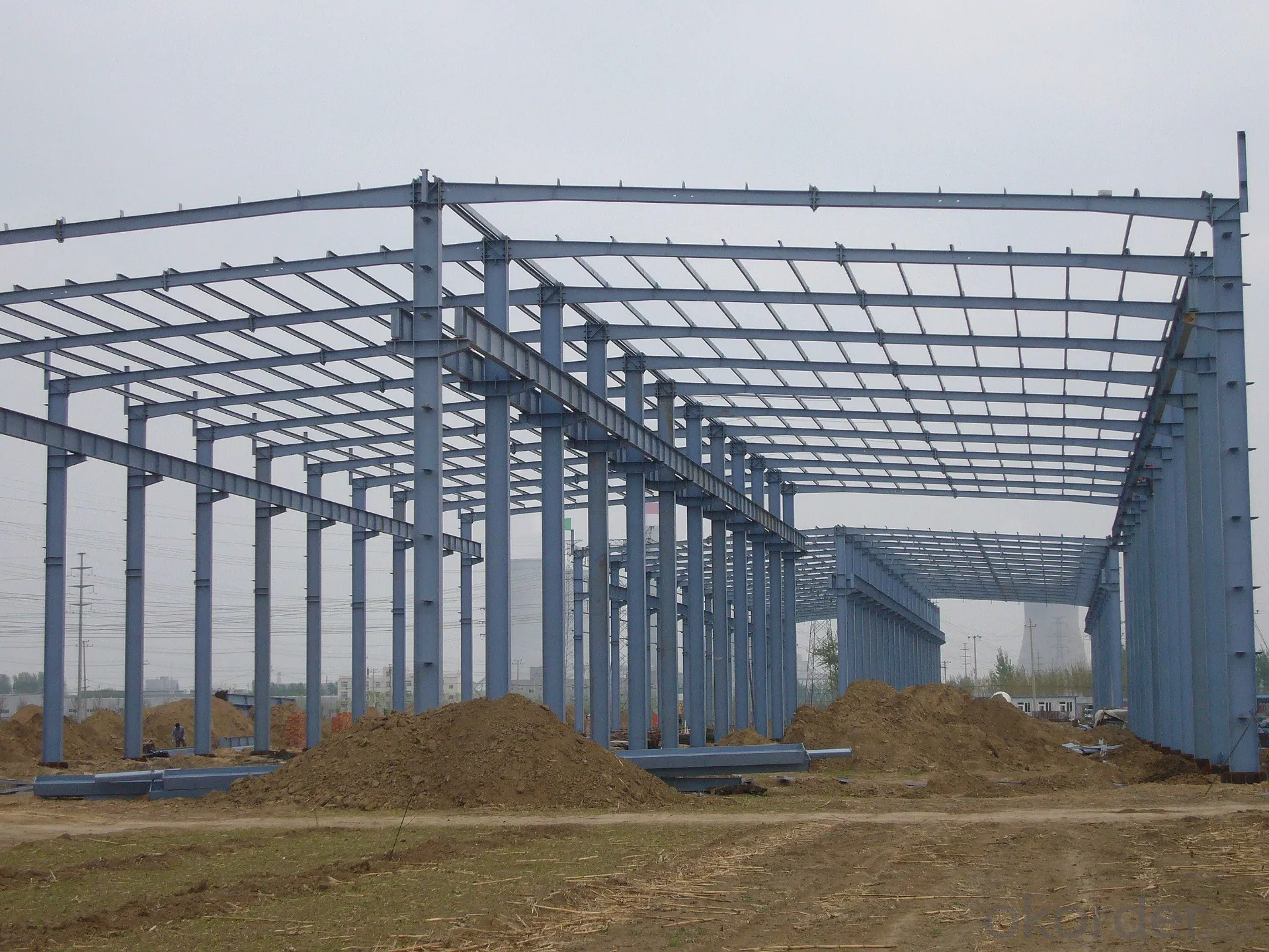 Application of Bar Red Metal Building in Various Fields