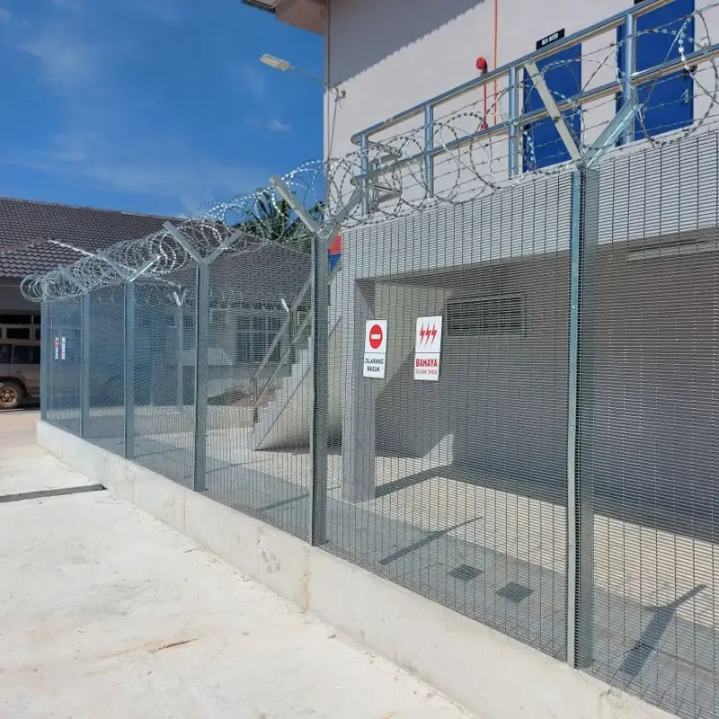 double wire fence