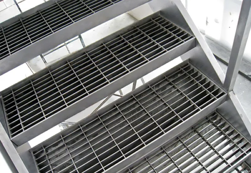 decorative galvanized wire - double loop roll top fencing