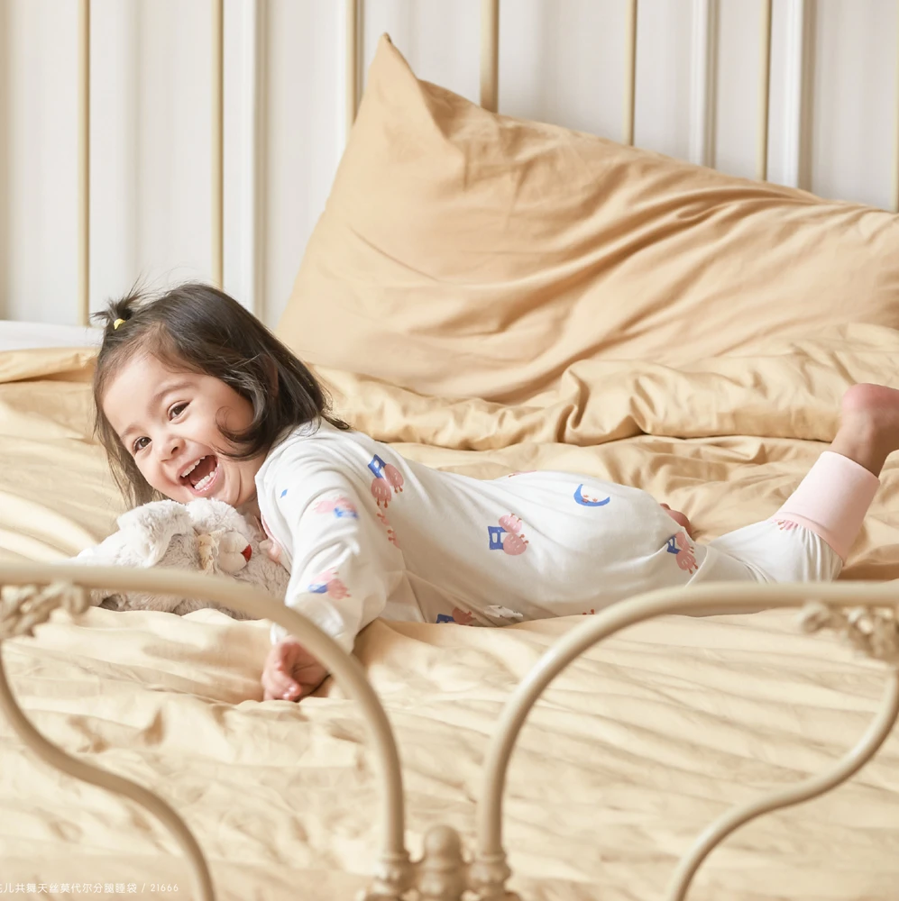 Stealthy Apparel for Silent Outdoor Adventures and Wildlife Observation Stealthy Apparel for Silent Outdoor Adventures and Wildlife Observation