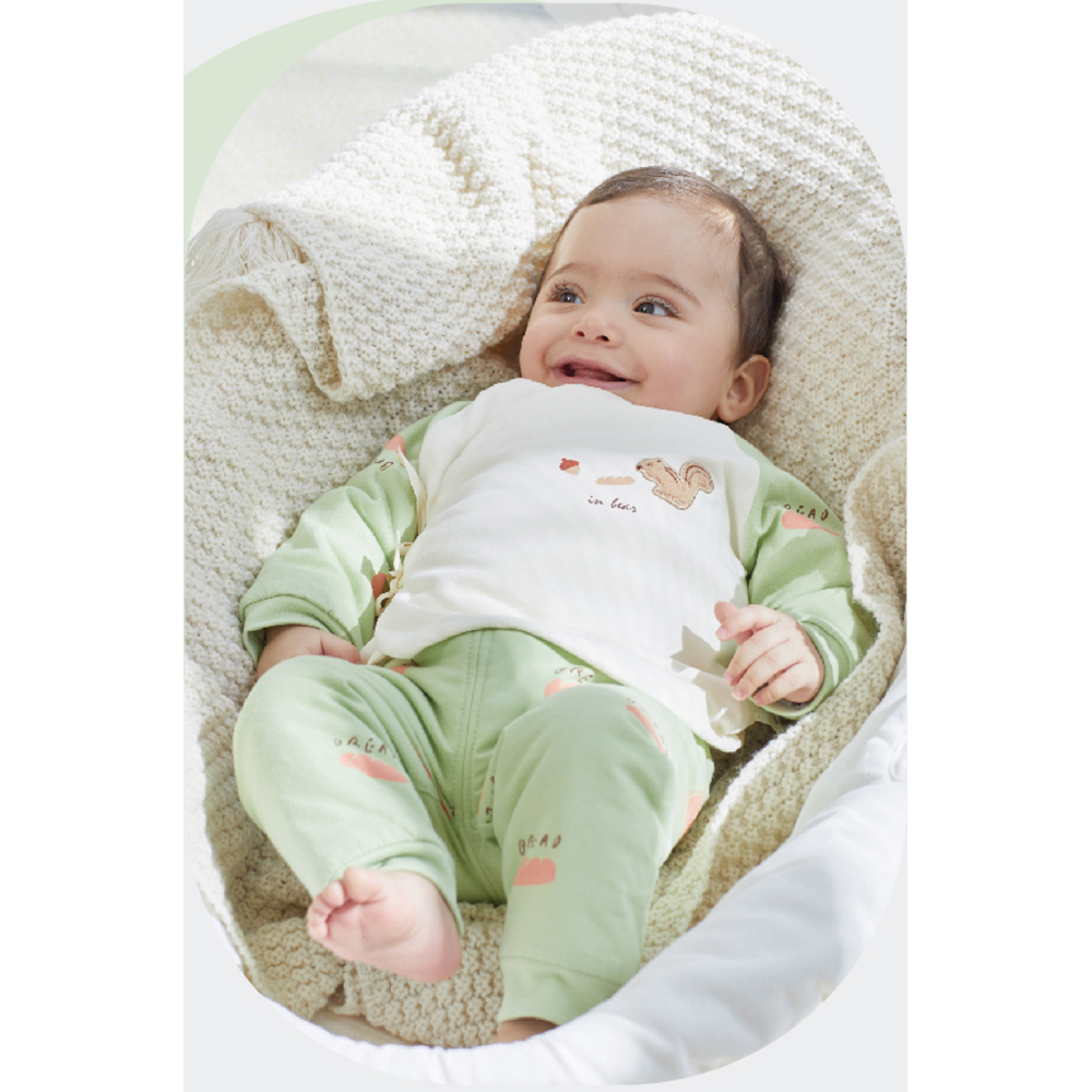 Looking for organic, hypoallergenic baby clothes that last?