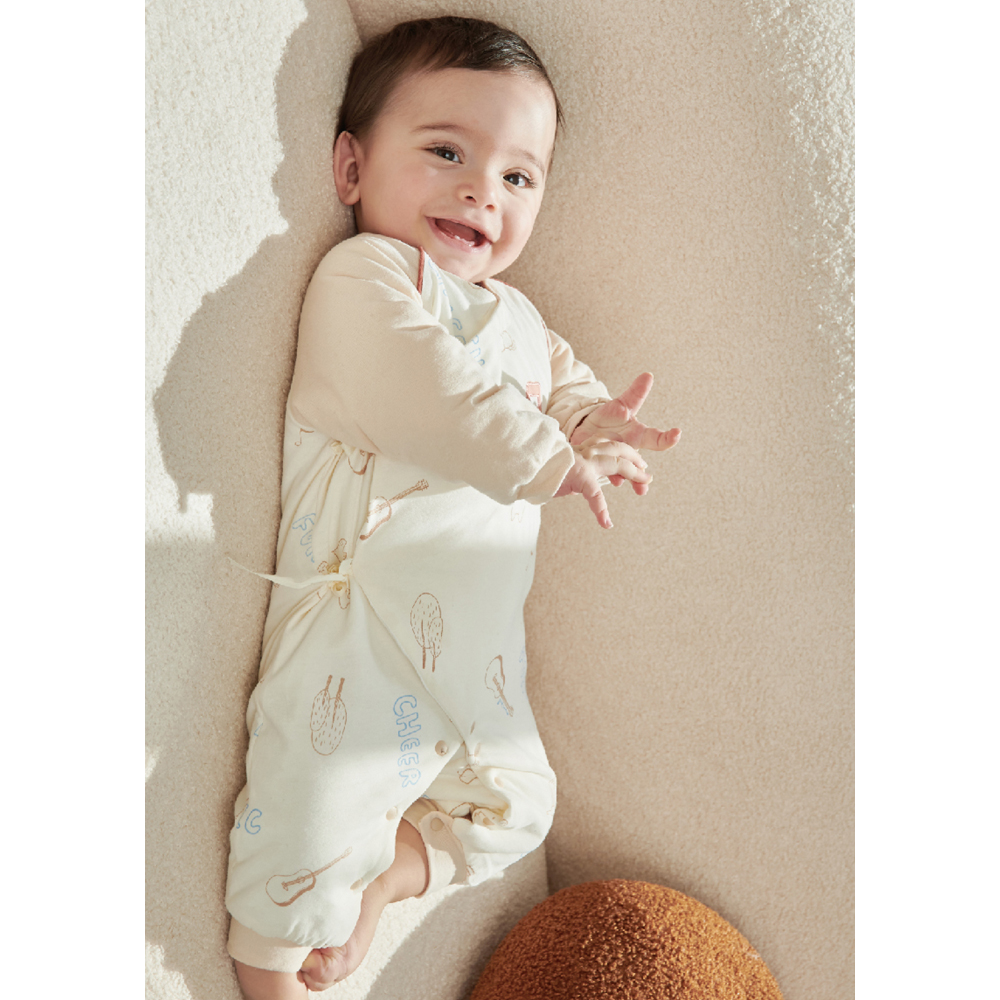 Looking for organic, hypoallergenic baby clothes that last?
