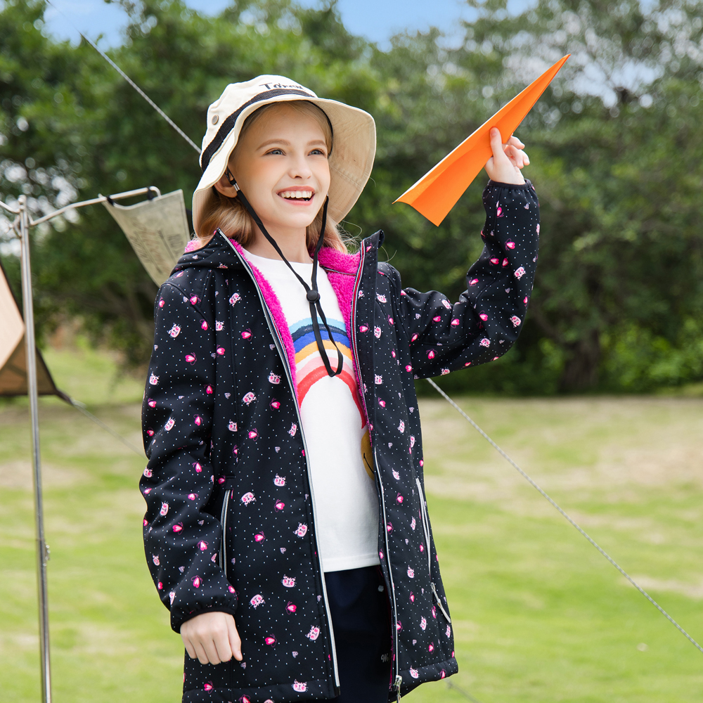 Why Choose a Girl Jacket: Warm, Waterproof, Stylish?