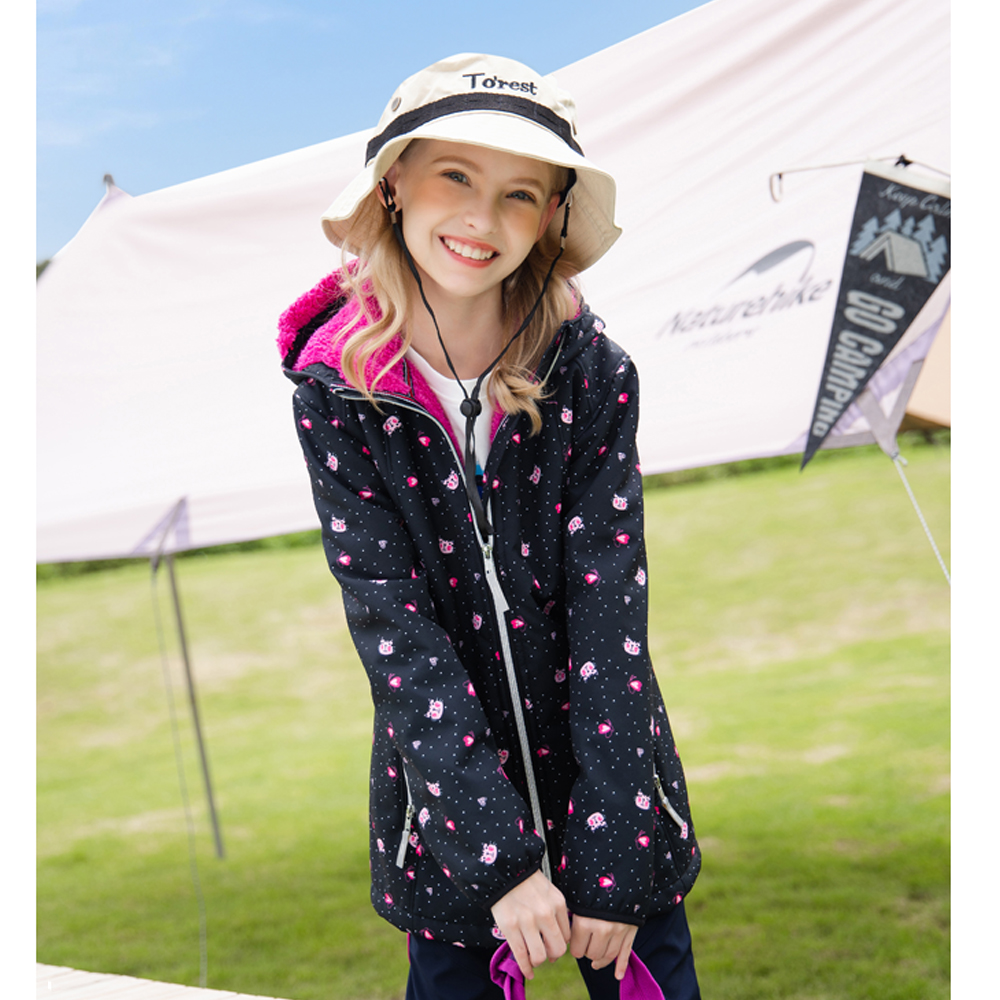 Why Choose a Girl Jacket: Warm, Waterproof, Stylish?