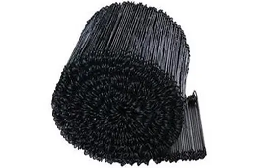 Explore the Benefits of Using Rubber Coated Wire Hangers for Your Closet Organization Needs