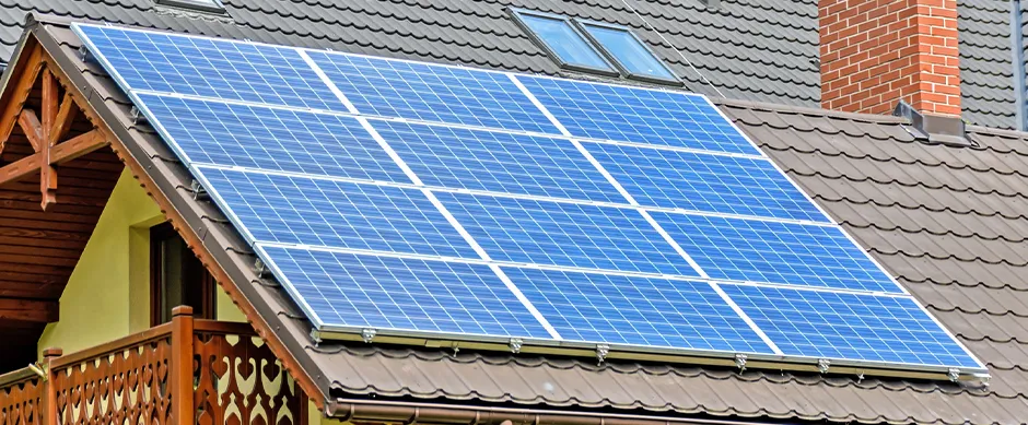 Top Solar Roofing Contractors for Sustainable Energy Solutions Near You